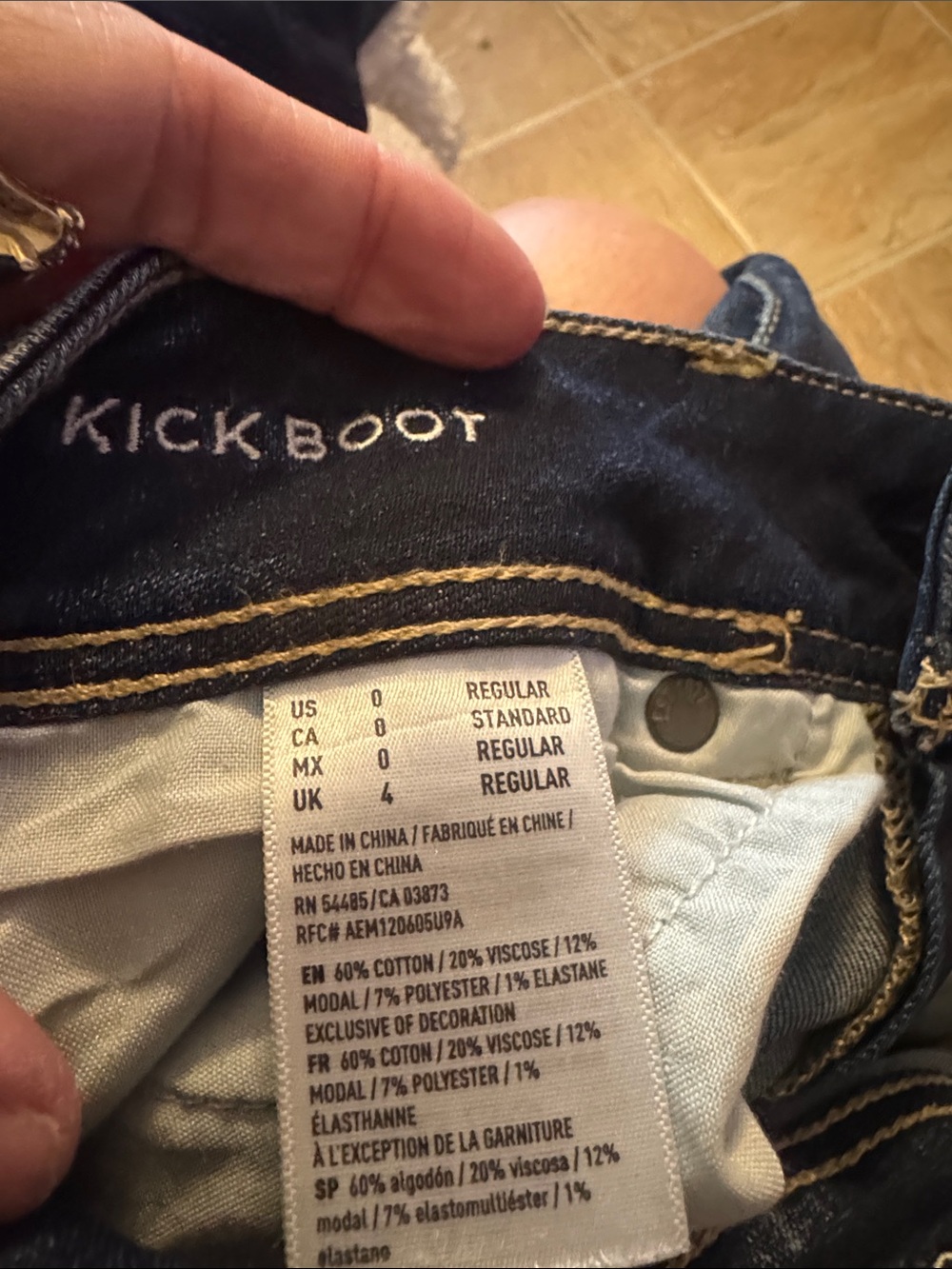 American Eagle Outfitters Dark Blue Flare Jeans - Picture 5 of 6